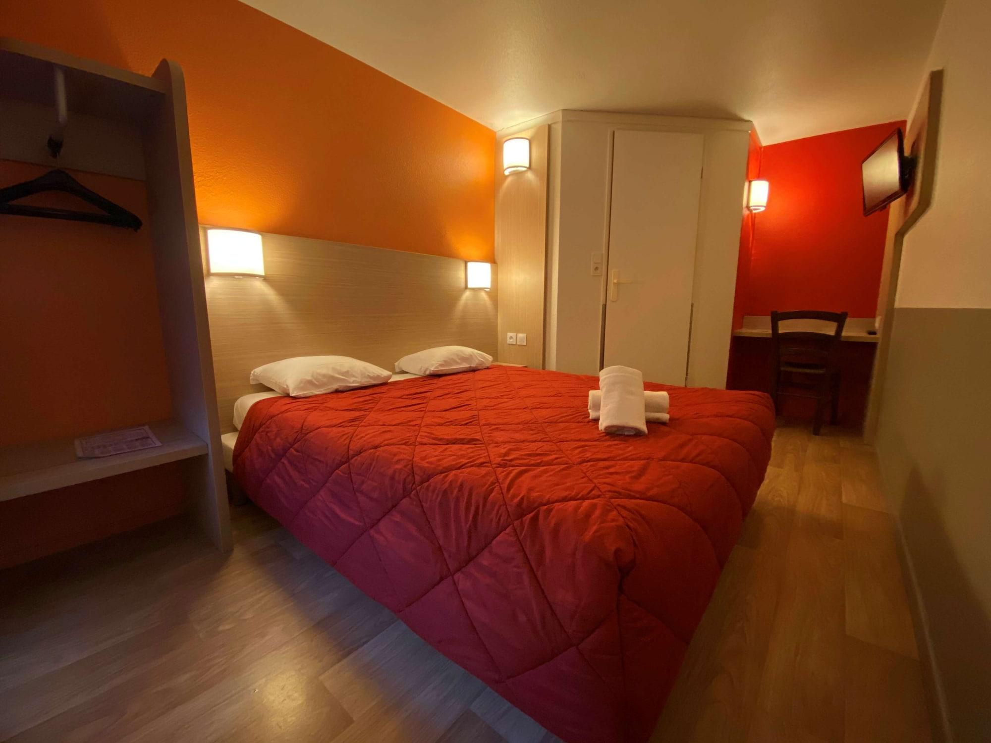 Classic Hotel - Fontenay-Trésigny מראה חיצוני תמונה