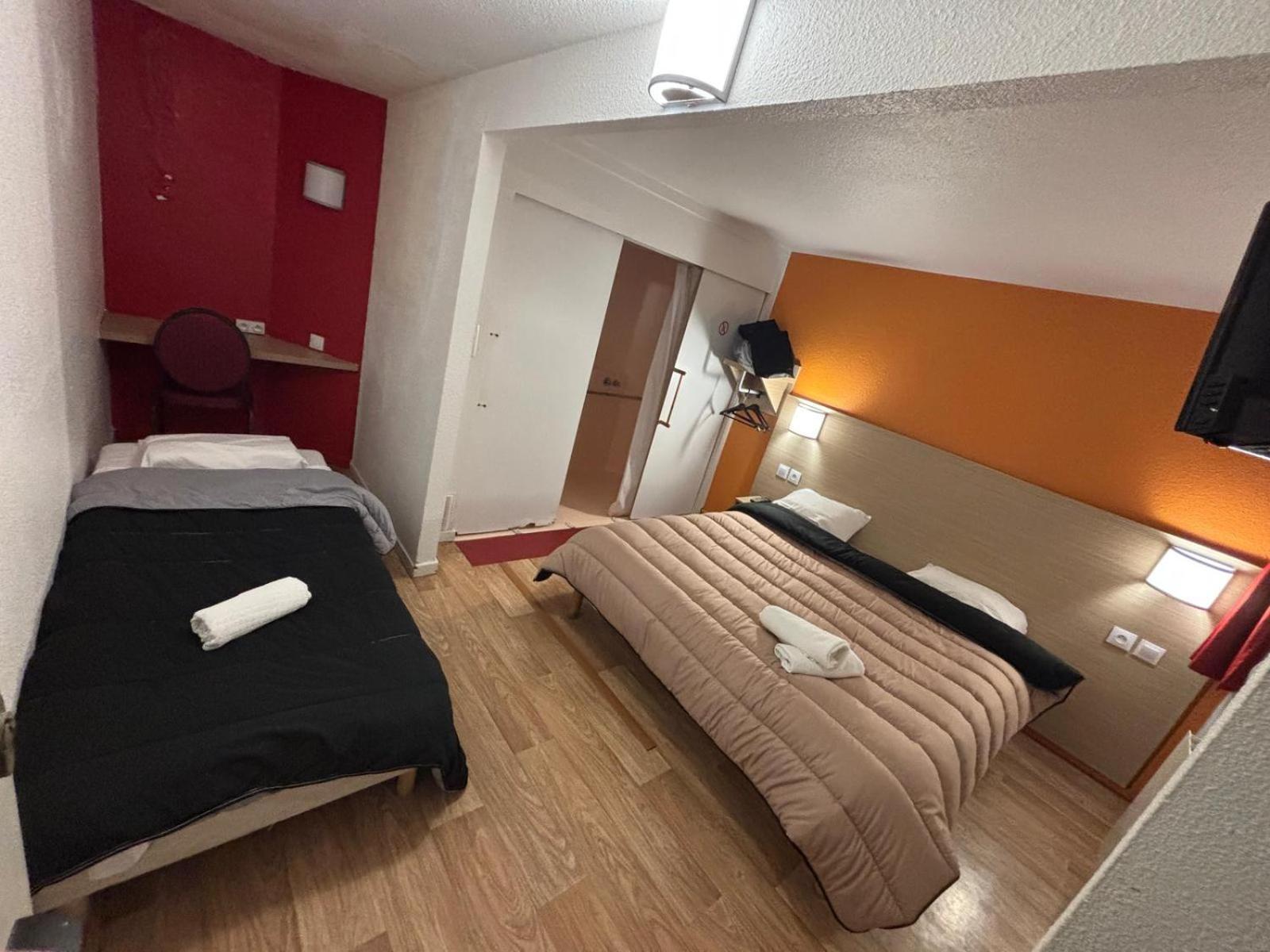 Classic Hotel - Fontenay-Trésigny מראה חיצוני תמונה