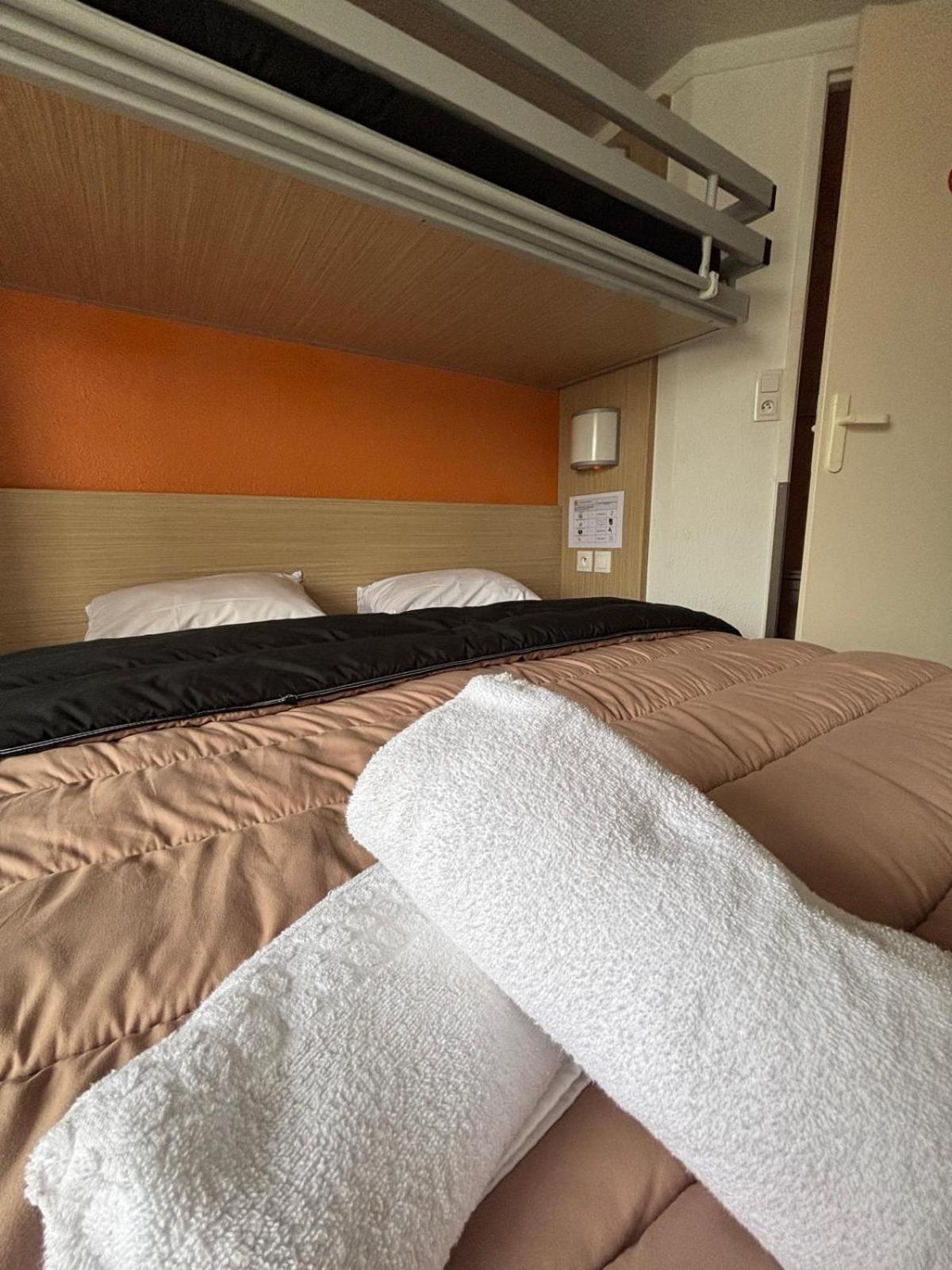 Classic Hotel - Fontenay-Trésigny מראה חיצוני תמונה