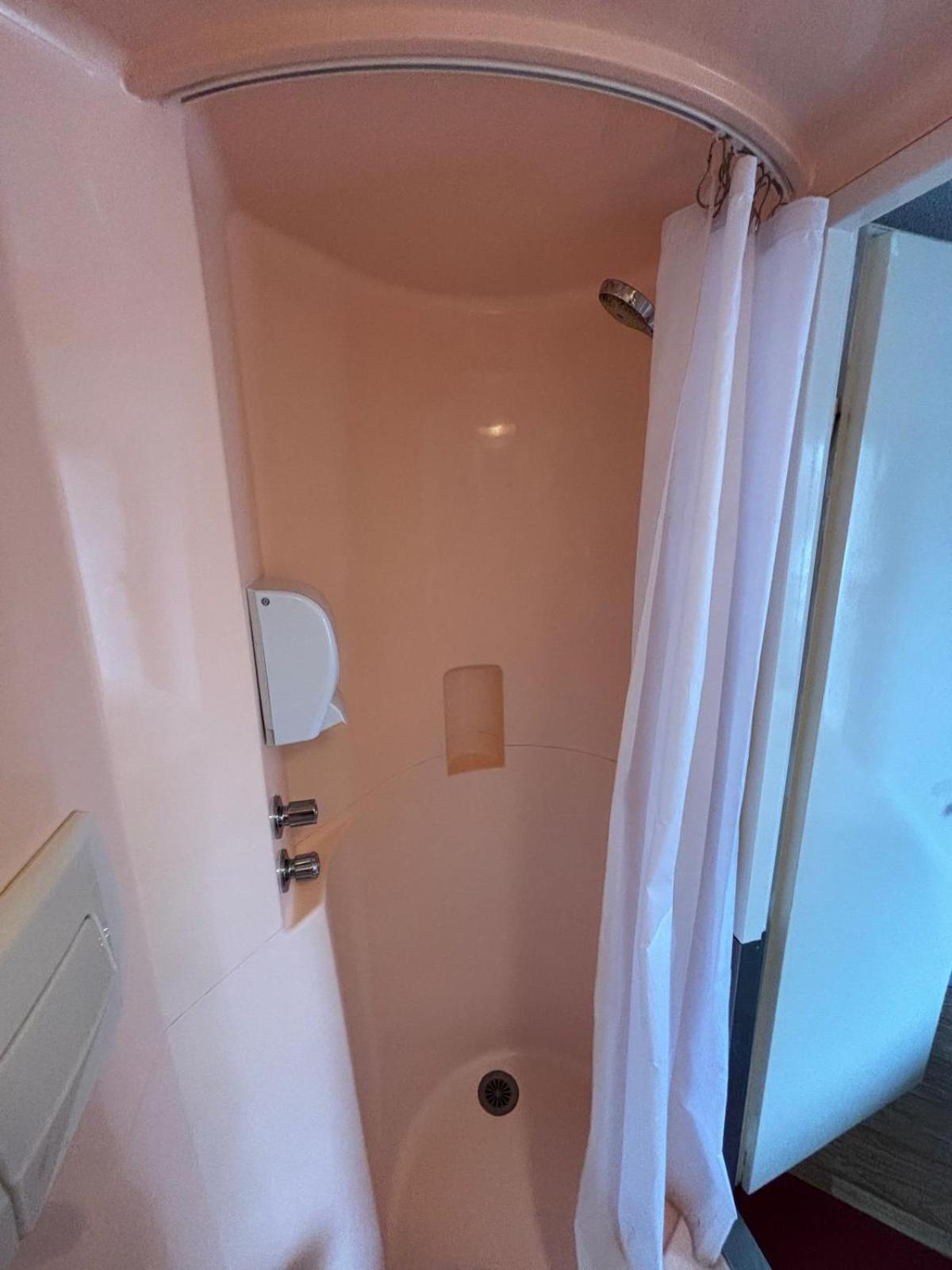 Classic Hotel - Fontenay-Trésigny מראה חיצוני תמונה