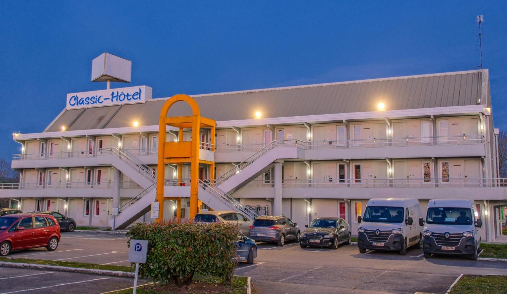 Classic Hotel - Fontenay-Trésigny מראה חיצוני תמונה