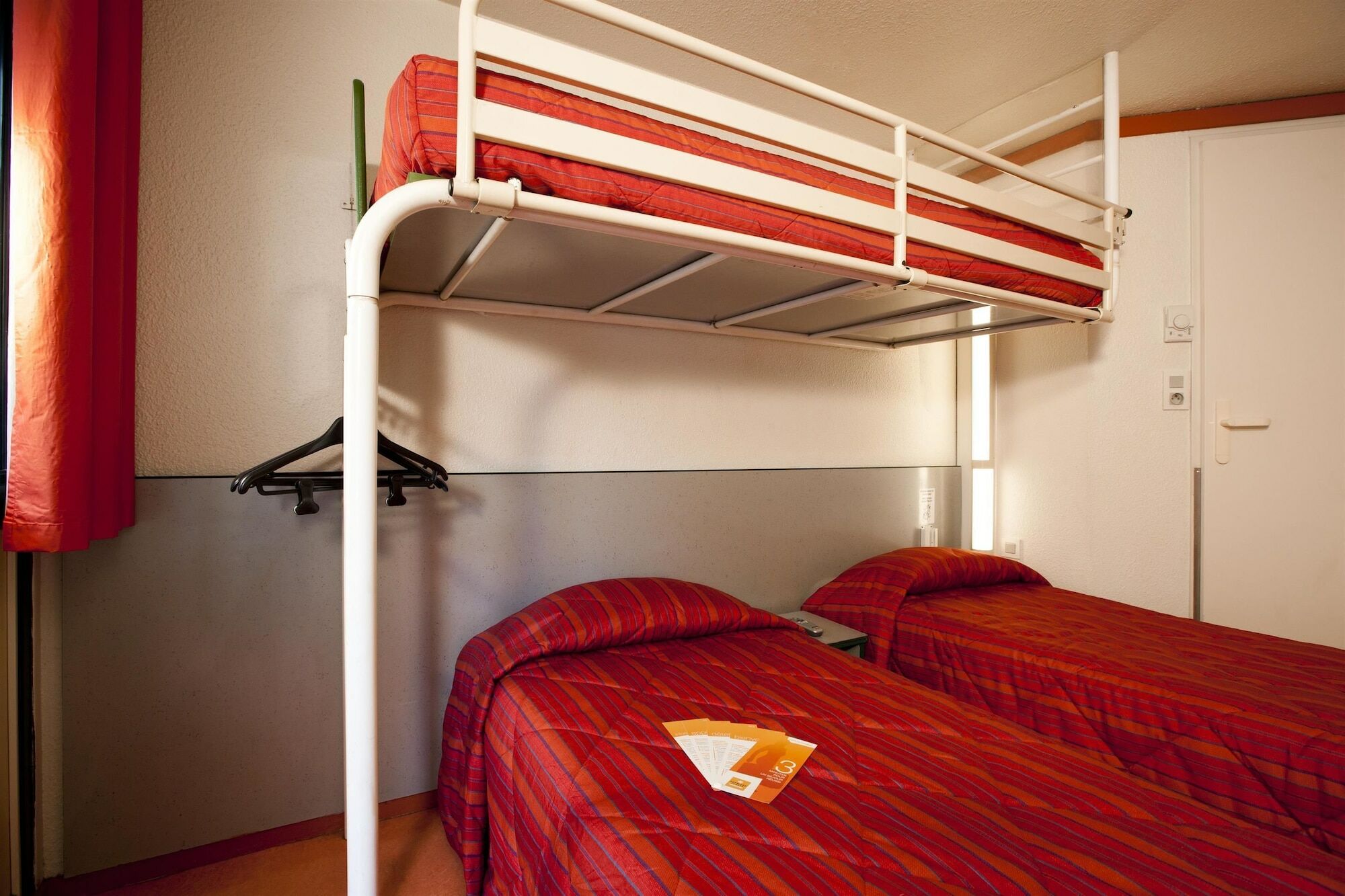 Classic Hotel - Fontenay-Trésigny מראה חיצוני תמונה
